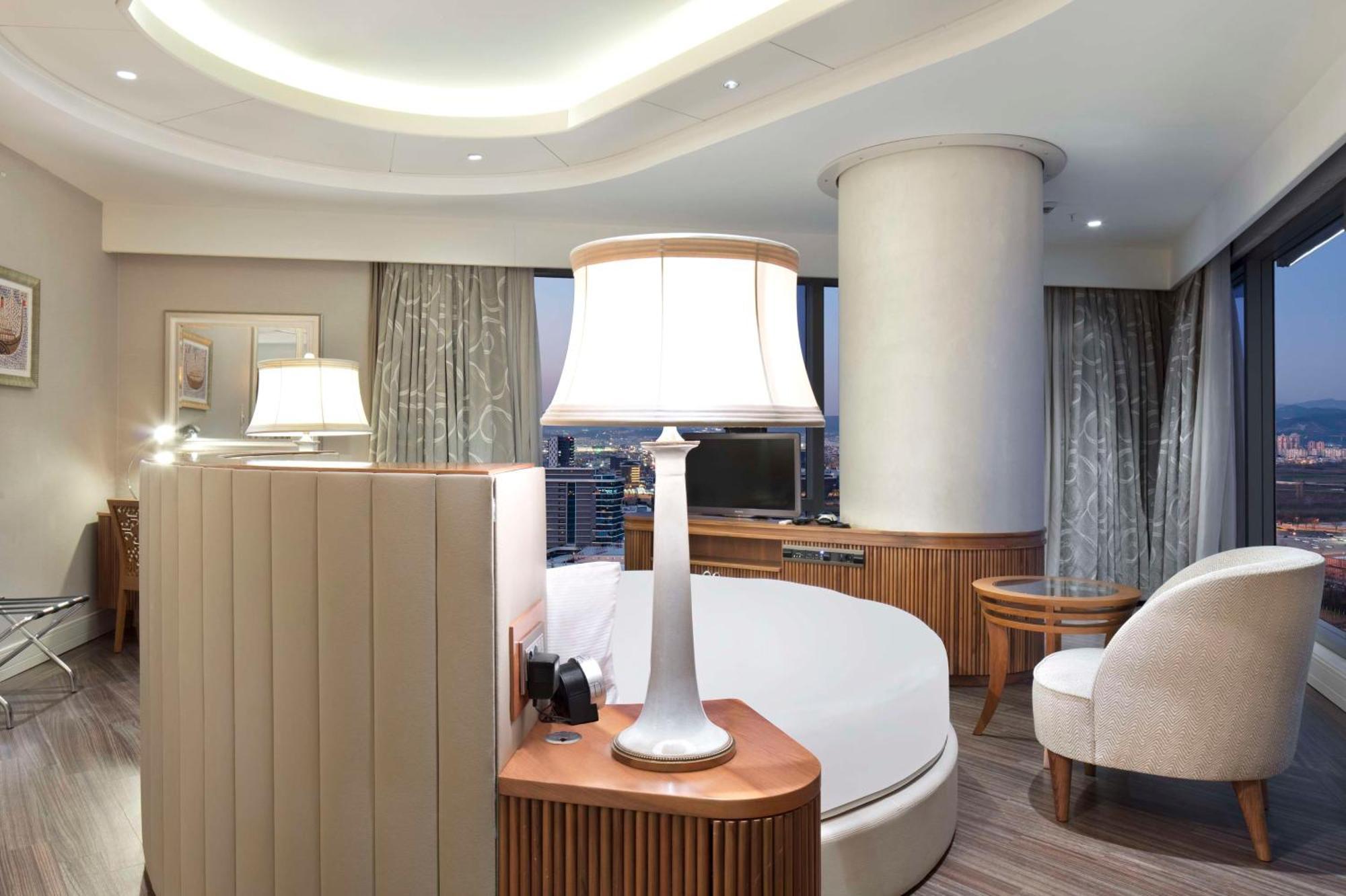Hilton Bursa Convention Center & Spa Luaran gambar